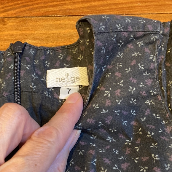 NEIGE 7 Charcoal Layered Dress Tiny Floral Print Flutter Sleeve - Picture 2 of 8